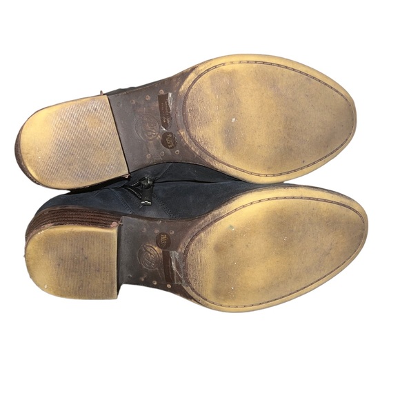 Lucky Brand Women's Basel Leather Booties - Picture 4 of 6